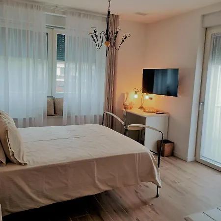 Bed and Breakfast L'angolo Di Luna Γκορίτσια