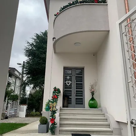 Bed & Breakfast L'angolo Di Luna 4*